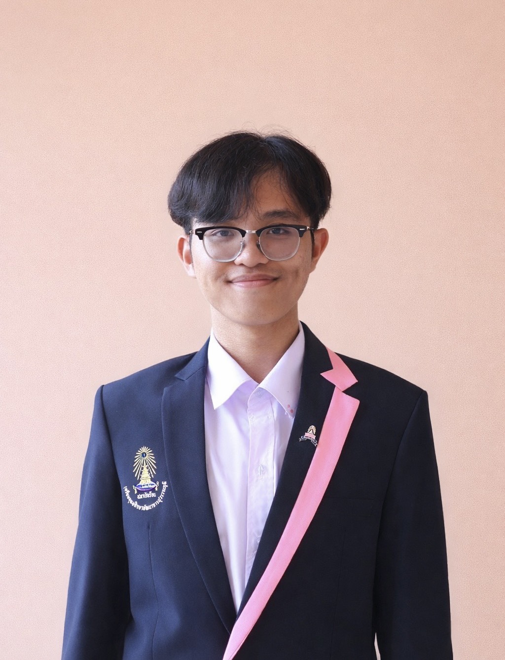 รูปคนที่ 1